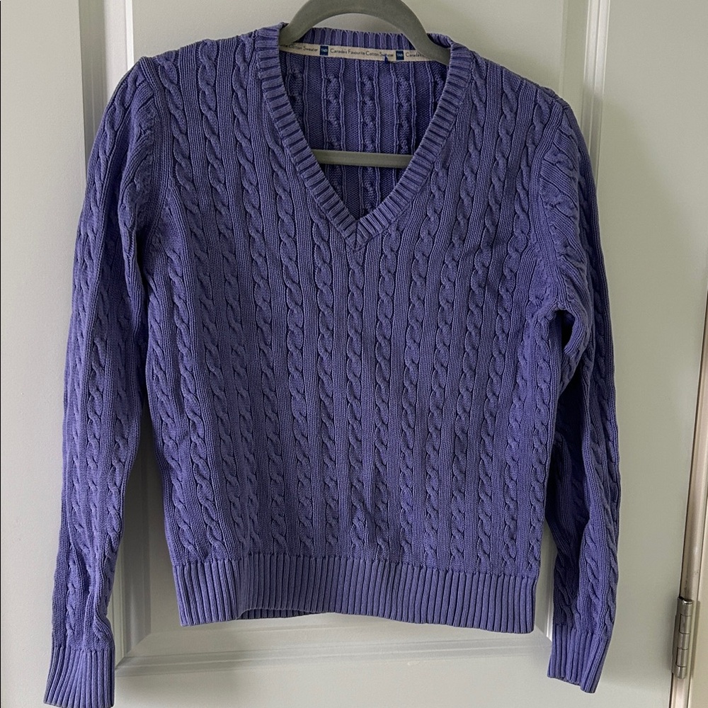 Vintage V-Neck Cable Knit Sweater in Purple